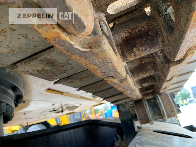 Cat 320-07D - Lánctalpas kotró: 5 kép. Cat 320-07D - Lánctalpas kotró: 5 kép.