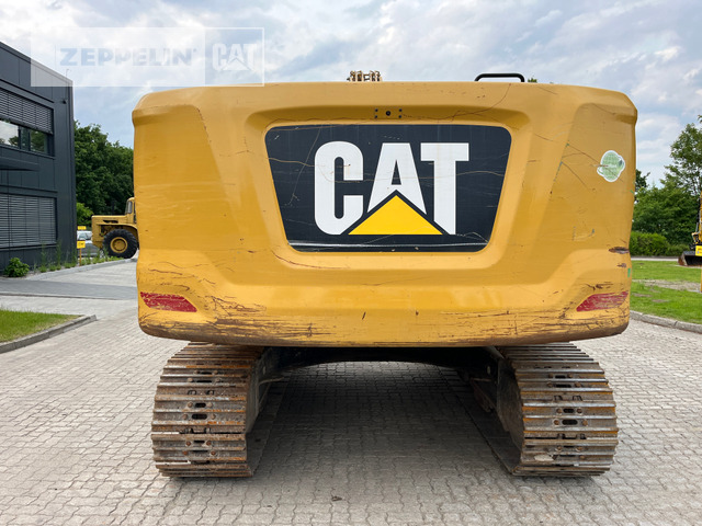 Cat 330-07A - Lánctalpas kotró: 4 kép. Cat 330-07A - Lánctalpas kotró: 4 kép.