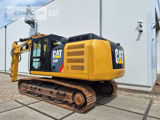 Cat 330FLN - Lánctalpas kotró: 2 kép. Cat 330FLN - Lánctalpas kotró: 2 kép.