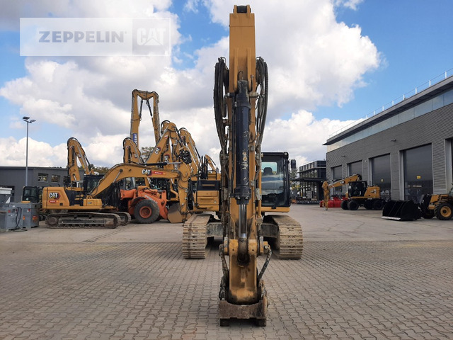 Cat 336-07B - Lánctalpas kotró: 5 kép. Cat 336-07B - Lánctalpas kotró: 5 kép.