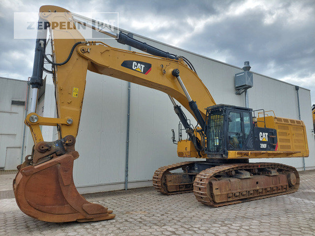 Cat 390FL - Lánctalpas kotró: 1 kép. Cat 390FL - Lánctalpas kotró: 1 kép.