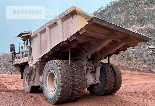 Cat 775G - Bánya teherautó: 4 kép. Cat 775G - Bánya teherautó: 4 kép.