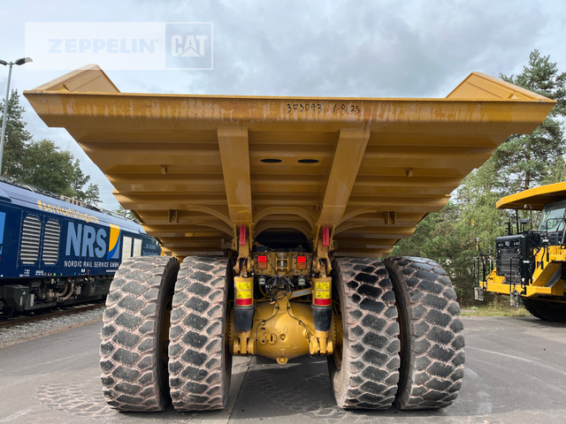 Cat 775G - Bánya teherautó: 4 kép. Cat 775G - Bánya teherautó: 4 kép.