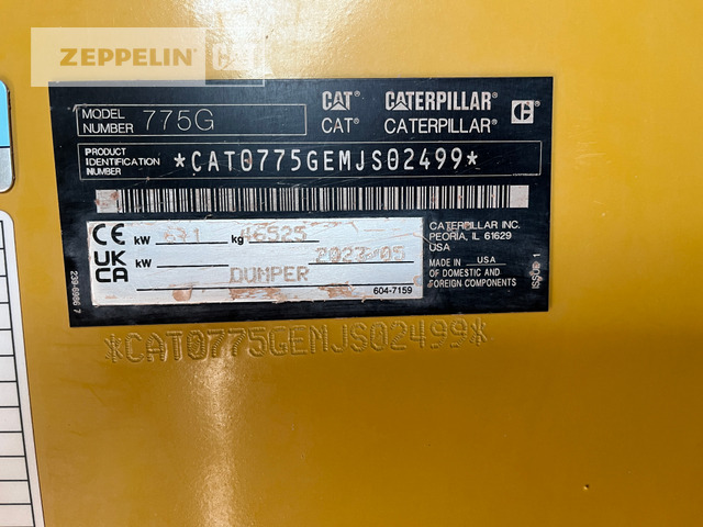 Cat 775G - Bánya teherautó: 2 kép. Cat 775G - Bánya teherautó: 2 kép.