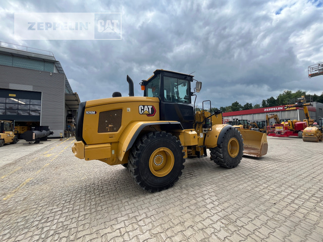 Cat 926M - Gumikerekes homlokrakodó: 5 kép. Cat 926M - Gumikerekes homlokrakodó: 5 kép.