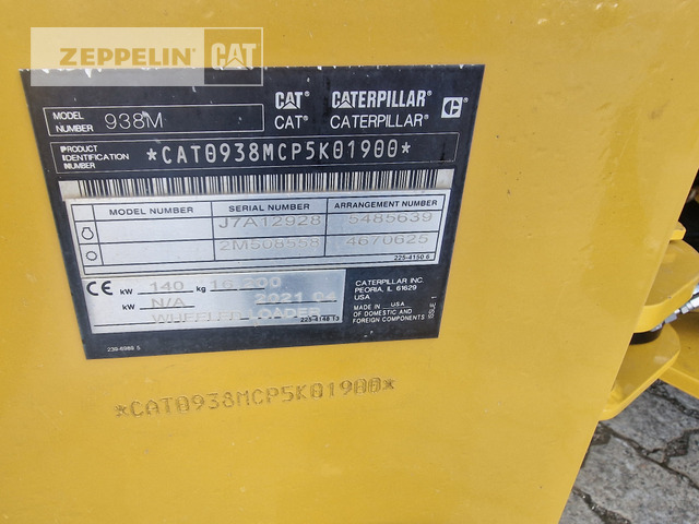 Cat 938M - Gumikerekes homlokrakodó: 2 kép. Cat 938M - Gumikerekes homlokrakodó: 2 kép.