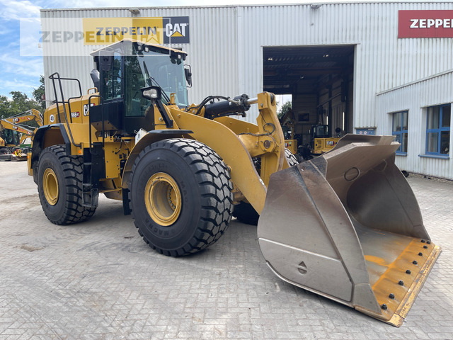 Cat 966GC - Gumikerekes homlokrakodó: 1 kép. Cat 966GC - Gumikerekes homlokrakodó: 1 kép.