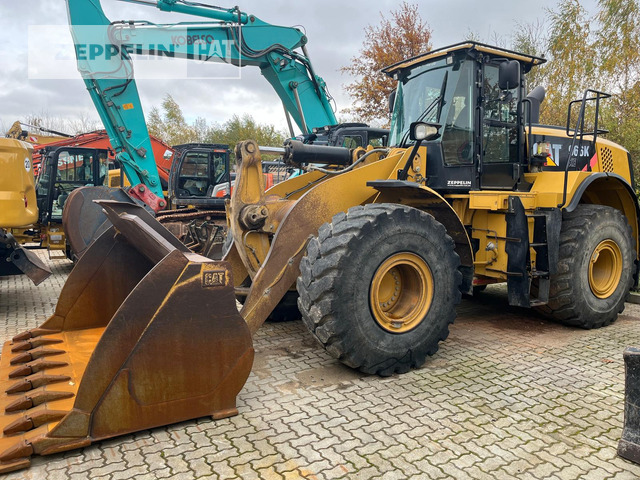 Cat 966KXE - Gumikerekes homlokrakodó: 1 kép. Cat 966KXE - Gumikerekes homlokrakodó: 1 kép.