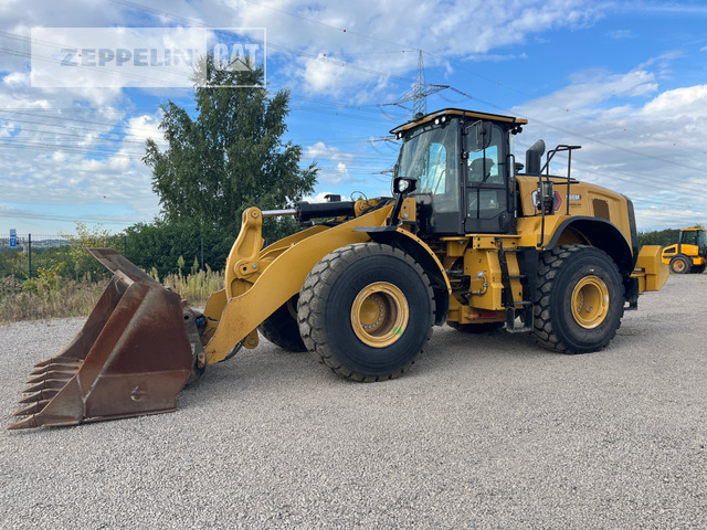 Cat 966M - Gumikerekes homlokrakodó: 1 kép. Cat 966M - Gumikerekes homlokrakodó: 1 kép.
