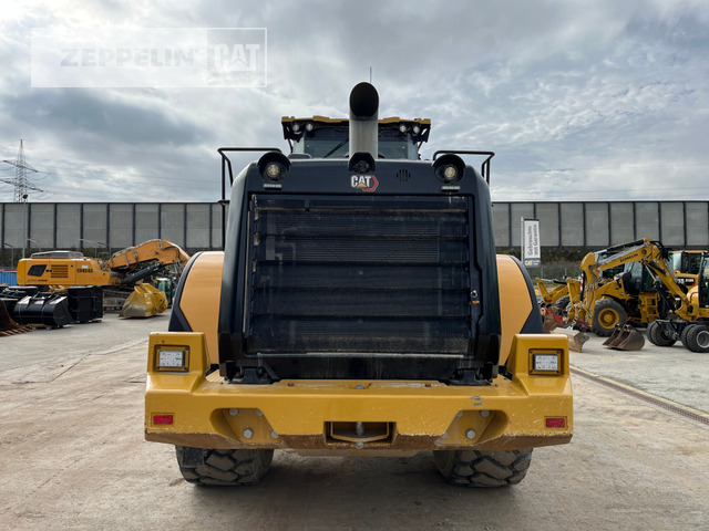 Cat 966MXE - Gumikerekes homlokrakodó: 4 kép. Cat 966MXE - Gumikerekes homlokrakodó: 4 kép.