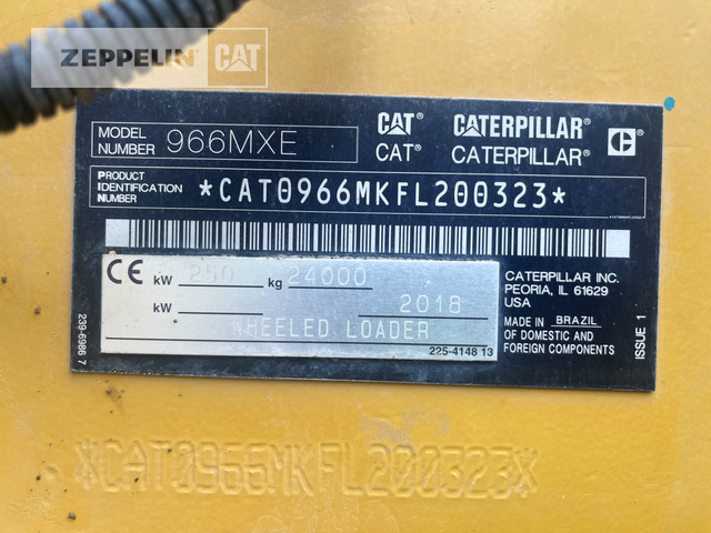Cat 966MXE - Gumikerekes homlokrakodó: 2 kép. Cat 966MXE - Gumikerekes homlokrakodó: 2 kép.