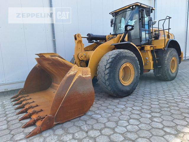 Cat 966MXE - Gumikerekes homlokrakodó: 1 kép. Cat 966MXE - Gumikerekes homlokrakodó: 1 kép.