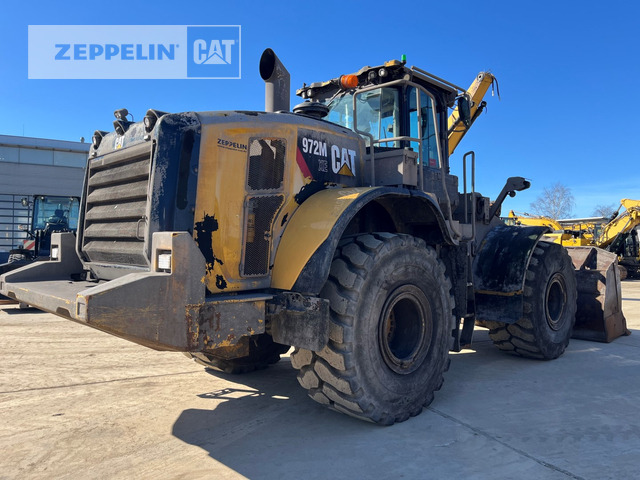 Cat 972MXE - Gumikerekes homlokrakodó: 4 kép. Cat 972MXE - Gumikerekes homlokrakodó: 4 kép.