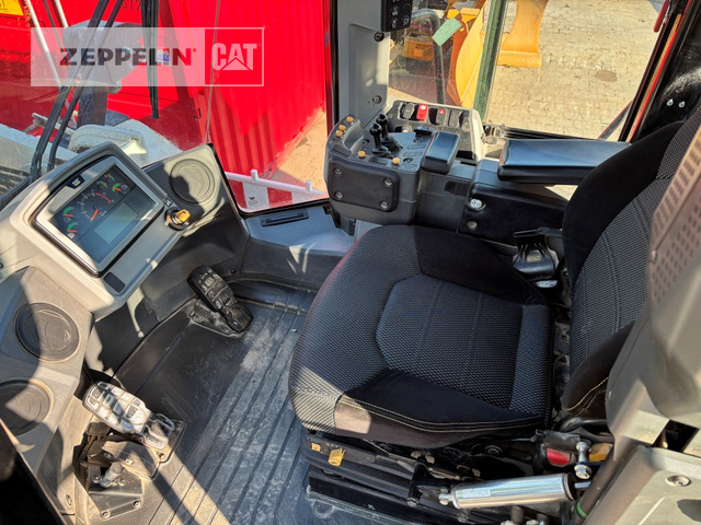 Gumikerekes homlokrakodó Cat 972MXE: 16 kép. Gumikerekes homlokrakodó Cat 972MXE: 16 kép.