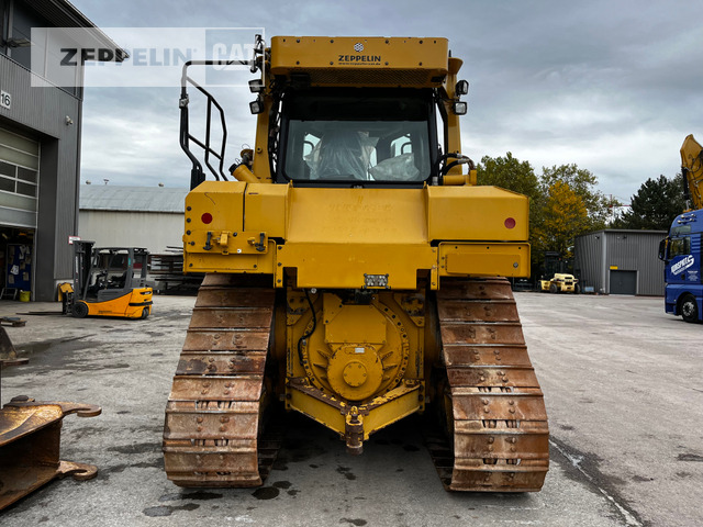 Cat D6TXL - Buldózer: 3 kép. Cat D6TXL - Buldózer: 3 kép.