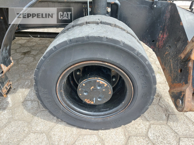 Hulladék kotró Cat MH3022-06C: 24 kép.