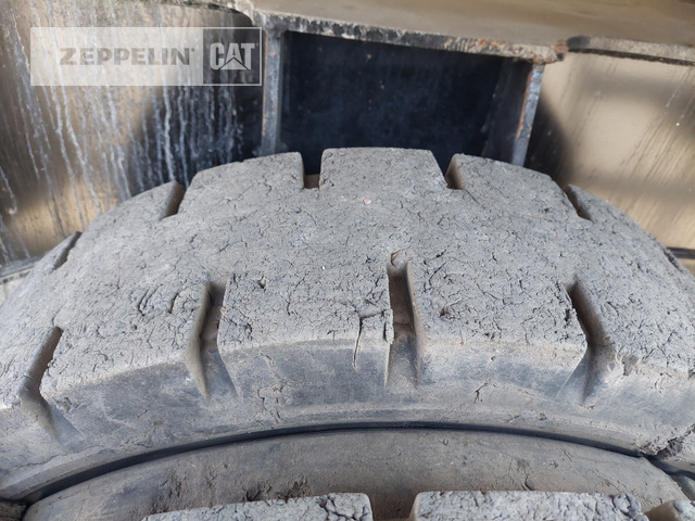 Cat MH3024-06C lízing Cat MH3024-06C: 28 kép.