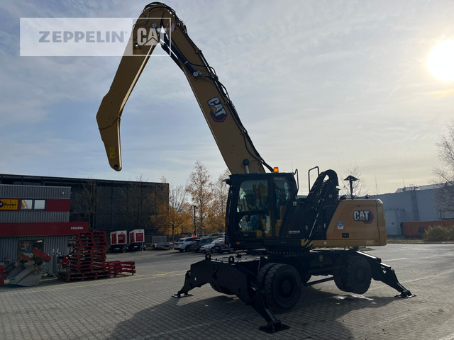 Cat MH3024-07A - Hulladék kotró: 4 kép. Cat MH3024-07A - Hulladék kotró: 4 kép.