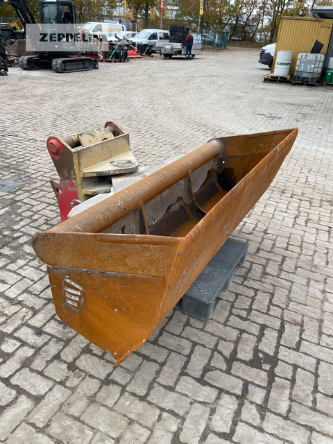 Cat Prim.-Prod Komponent - Kotró kanál: 1 kép. Cat Prim.-Prod Komponent - Kotró kanál: 1 kép.