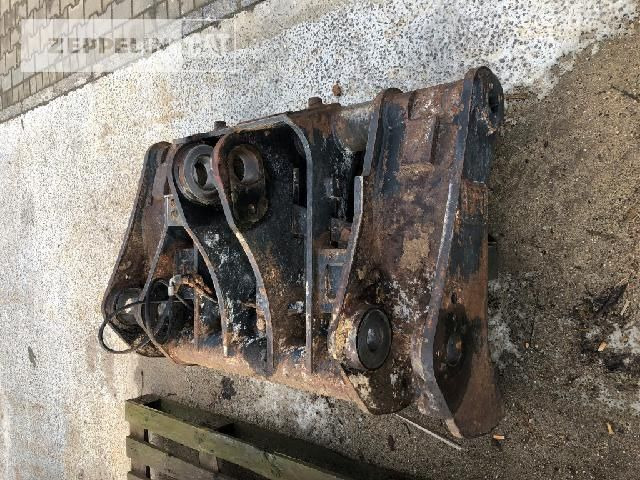 Cat SW2008 - Gyorscsatlakozó - Építőipari gépek: 1 kép. Cat SW2008 - Gyorscsatlakozó - Építőipari gépek: 1 kép.