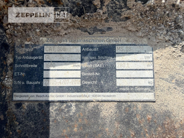 HENLE GL1600mm MS08 - Kotró kanál: 3 kép. HENLE GL1600mm MS08 - Kotró kanál: 3 kép.