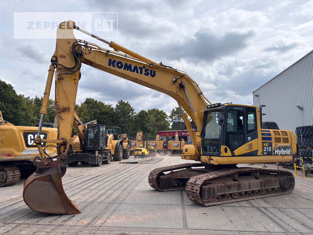 Komatsu HB215LC-2 - Lánctalpas kotró: 1 kép. Komatsu HB215LC-2 - Lánctalpas kotró: 1 kép.