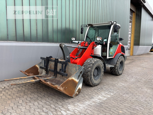 Liebherr L506 lízing Liebherr L506: 6 kép. Liebherr L506 lízing Liebherr L506: 6 kép.