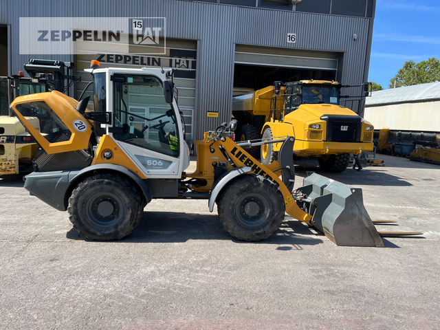 Liebherr L506 - Gumikerekes homlokrakodó: 5 kép. Liebherr L506 - Gumikerekes homlokrakodó: 5 kép.