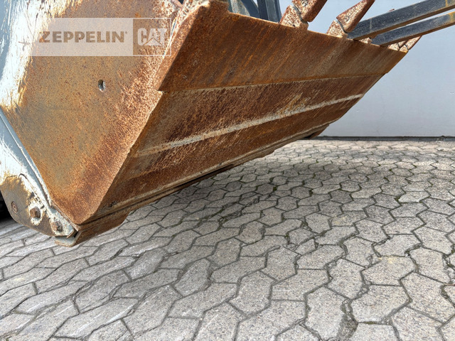 Liebherr L506 lízing Liebherr L506: 17 kép. Liebherr L506 lízing Liebherr L506: 17 kép.