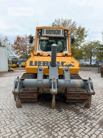 Liebherr PR724 - Buldózer: 4 kép. Liebherr PR724 - Buldózer: 4 kép.