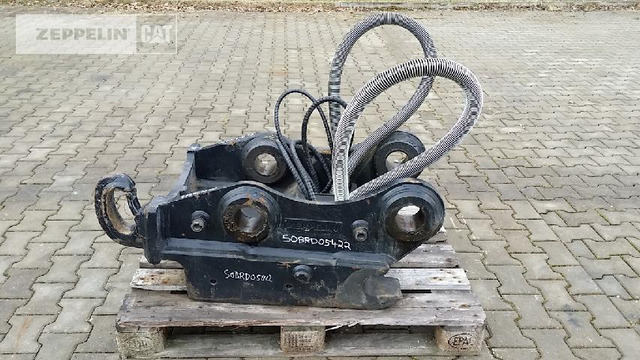 Oil-Quick OQ80 Schnellwechsler - Gyorscsatlakozó - Építőipari gépek: 5 kép. Oil-Quick OQ80 Schnellwechsler - Gyorscsatlakozó - Építőipari gépek: 5 kép.