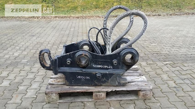 Oil-Quick OQ80 Schnellwechsler - Gyorscsatlakozó - Építőipari gépek: 1 kép. Oil-Quick OQ80 Schnellwechsler - Gyorscsatlakozó - Építőipari gépek: 1 kép.