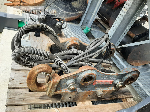 Sonstiges OQ65 Schnellwechsler - Gyorscsatlakozó - Építőipari gépek: 2 kép. Sonstiges OQ65 Schnellwechsler - Gyorscsatlakozó - Építőipari gépek: 2 kép.