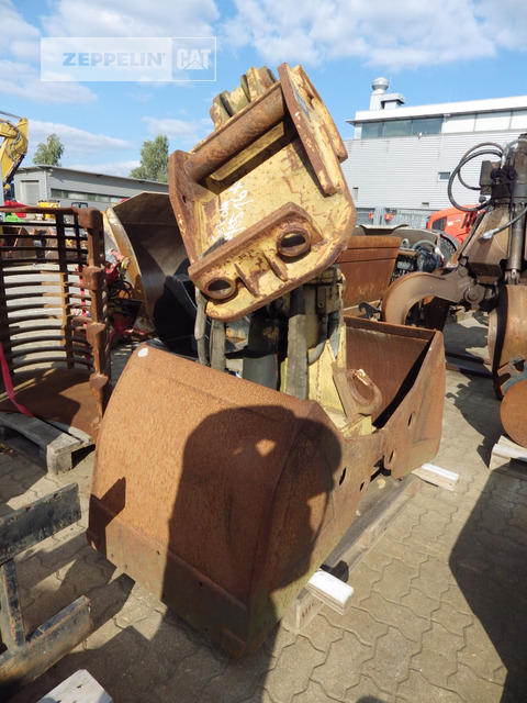 Sonstiges ZZ2 - Csipegető kanál: 3 kép. Sonstiges ZZ2 - Csipegető kanál: 3 kép.