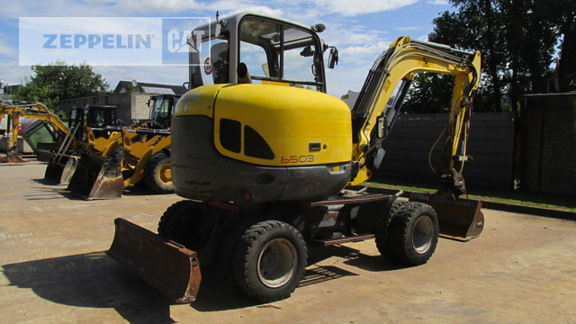 Wacker 6503 - Gumikerekes kotró: 2 kép. Wacker 6503 - Gumikerekes kotró: 2 kép.
