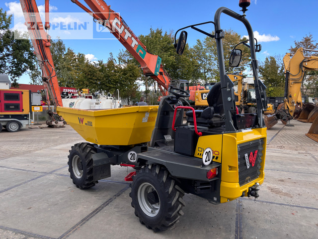 Wacker DW30 - Csuklós dömper: 4 kép. Wacker DW30 - Csuklós dömper: 4 kép.