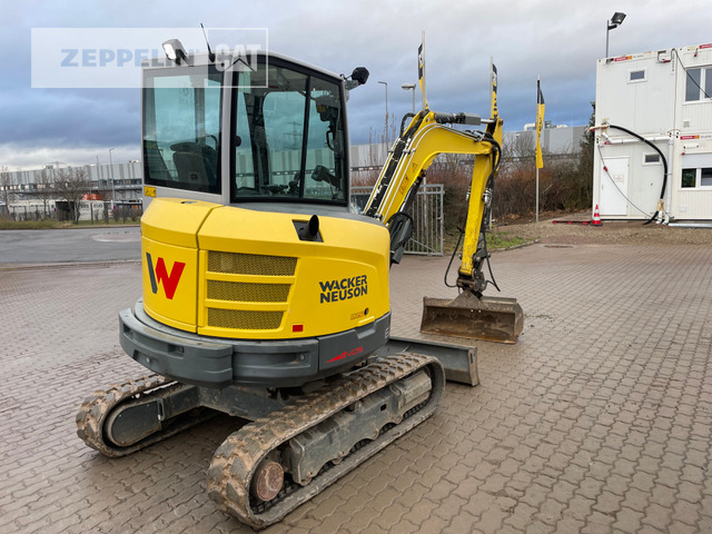 Wacker EZ36 - Minikotró: 5 kép. Wacker EZ36 - Minikotró: 5 kép.