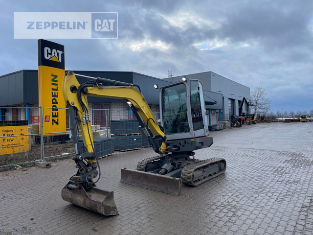 Wacker EZ36 - Minikotró: 1 kép. Wacker EZ36 - Minikotró: 1 kép.