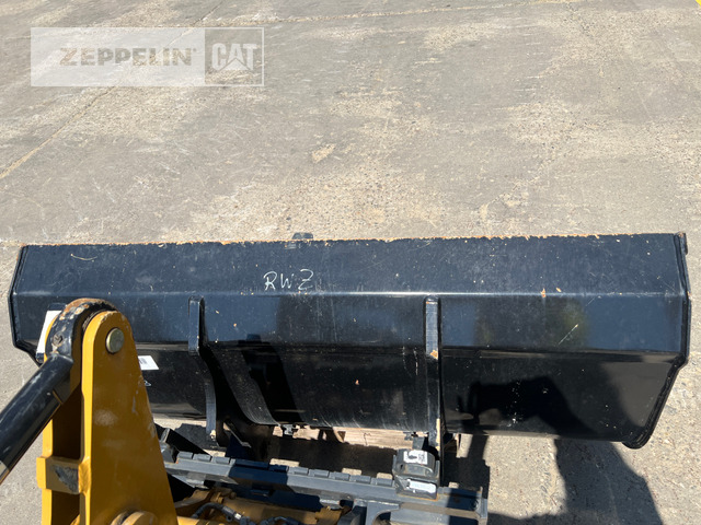 Gumikerekes homlokrakodó Zeppelin ZL35: 11 kép. Gumikerekes homlokrakodó Zeppelin ZL35: 11 kép.