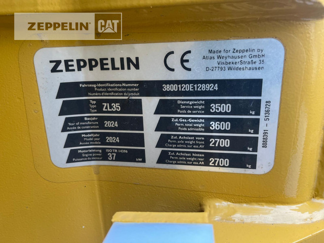 Gumikerekes homlokrakodó Zeppelin ZL35: 18 kép.