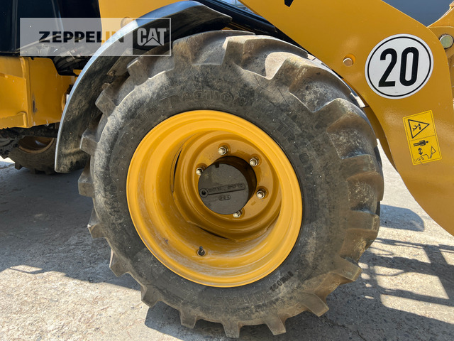 Gumikerekes homlokrakodó Zeppelin ZL35: 16 kép. Gumikerekes homlokrakodó Zeppelin ZL35: 16 kép.