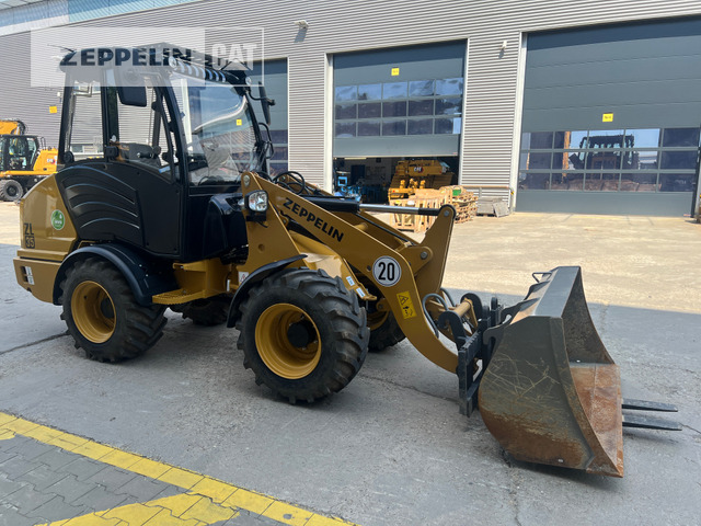 Gumikerekes homlokrakodó Zeppelin ZL35: 7 kép.