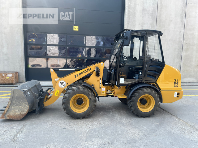 Zeppelin ZL35 - Gumikerekes homlokrakodó: 2 kép. Zeppelin ZL35 - Gumikerekes homlokrakodó: 2 kép.