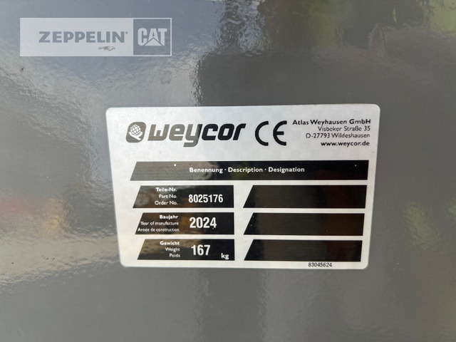 Gumikerekes homlokrakodó Zeppelin ZL35: 12 kép.