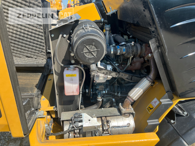 Gumikerekes homlokrakodó Zeppelin ZL35: 27 kép. Gumikerekes homlokrakodó Zeppelin ZL35: 27 kép.