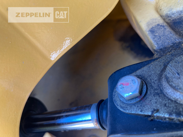 Gumikerekes homlokrakodó Zeppelin ZL35: 20 kép. Gumikerekes homlokrakodó Zeppelin ZL35: 20 kép.