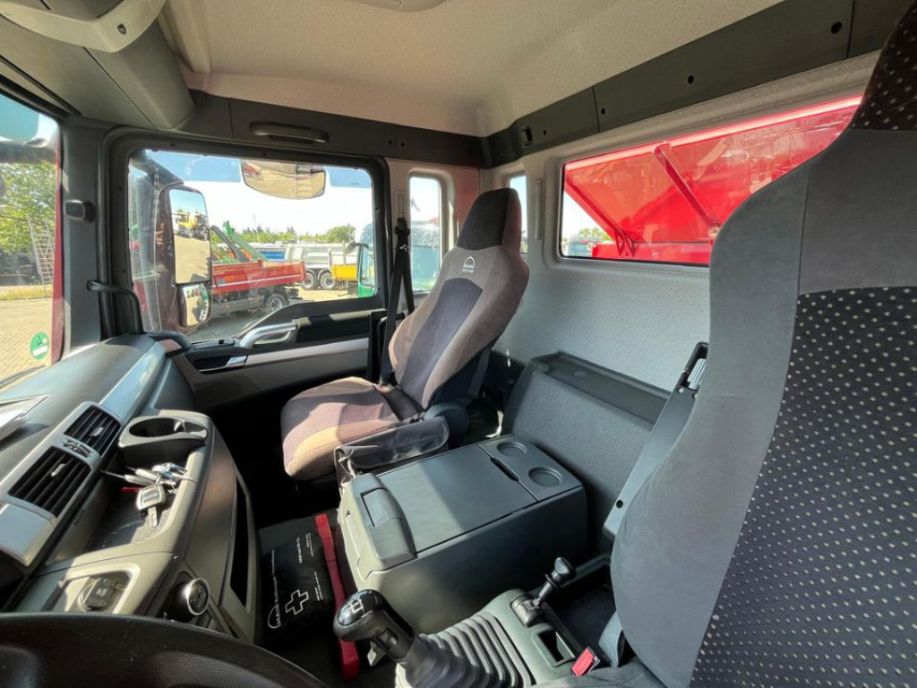 MAN TG-S 26.440 6x6 3-Achs Allradkipper Meiller - Billenőplatós teherautó: 4 kép. MAN TG-S 26.440 6x6 3-Achs Allradkipper Meiller - Billenőplatós teherautó: 4 kép.