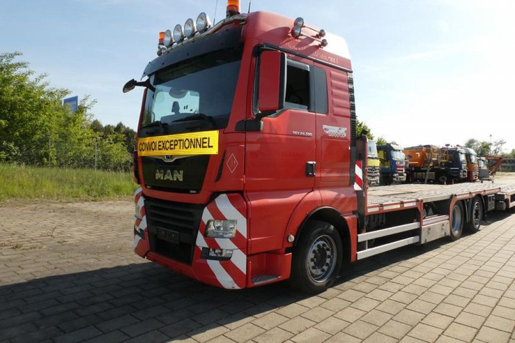 MAN TG-X 24.500 6x2-4 LL-U Pritsche Maschinentranspo - Autószállító teherautó: 3 kép. MAN TG-X 24.500 6x2-4 LL-U Pritsche Maschinentranspo - Autószállító teherautó: 3 kép.