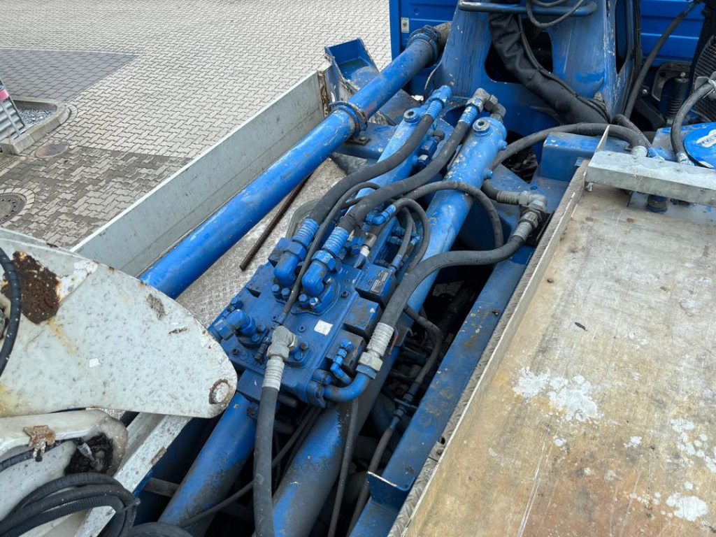 MERCEDES-BENZ Actros 2632 6x4 Betonpumpe Schwing 24m - Betonpumpa: 5 kép. MERCEDES-BENZ Actros 2632 6x4 Betonpumpe Schwing 24m - Betonpumpa: 5 kép.