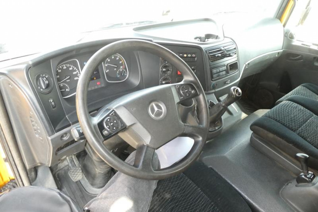 MERCEDES-BENZ Atego 1224 K 2-Achs Kipper Kran 2x Hdr Ausschub Greiferst. - Billenőplatós teherautó, Darus autó: 4 kép. MERCEDES-BENZ Atego 1224 K 2-Achs Kipper Kran 2x Hdr Ausschub Greiferst. - Billenőplatós teherautó, Darus autó: 4 kép.